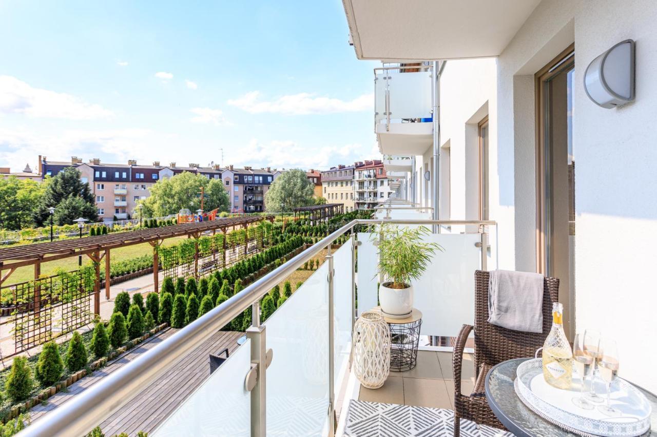 Apartament "Anna" - Kwartal Rozy Wiatrow, 15 Min Spacerem Od Plazy Свиноуйсьце Экстерьер фото